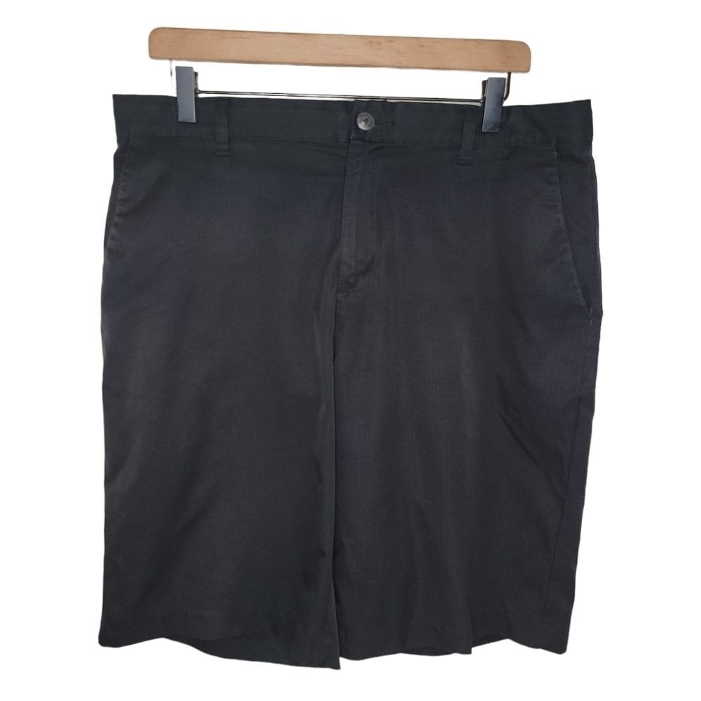 Adidas ClimaLite black pinstripe golf shorts size 34